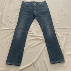 John Varvatos Men's Bowery Slim Straight Fit Jeans. Size 33. Wash: medium blue